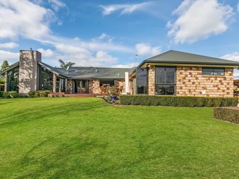 107 Logan Road, Buckland