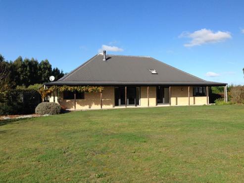 369 Main Race Road, West Eyreton