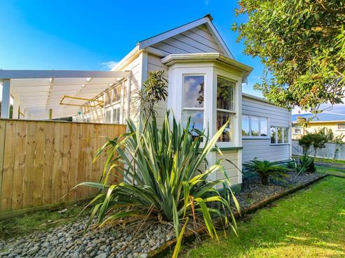 11 Tongariro Street, Castlecliff