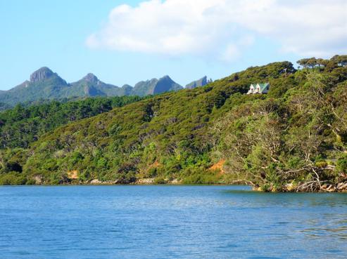 8B Harpoon Hill, Great Barrier Island