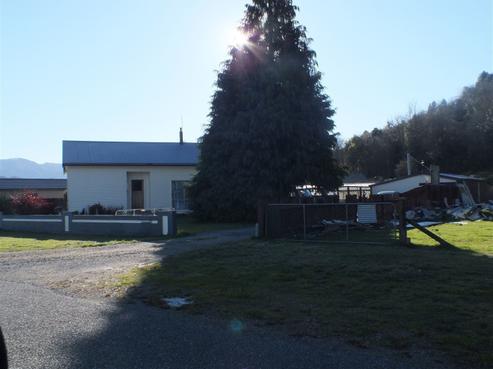 24 Coal Street, Reefton