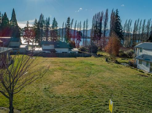 7 Jessies Crescent, Wanaka