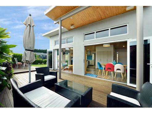 68 Fairose Drive, Richmond