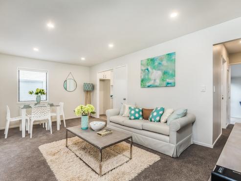 88B Lauderdale Road, Birkdale