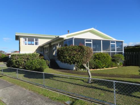 209 Centennial Avenue, Thames