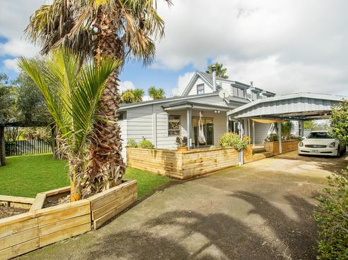 30 Queen Street, Riverhead