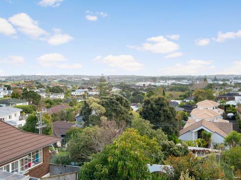 2/10 Norman Road, Hauraki