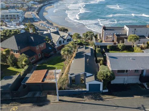 27 Cliffs Road, Saint Clair