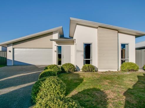 4 Pania Place, Poraiti