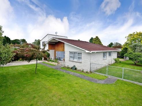 7 Macaulay Street, Leamington