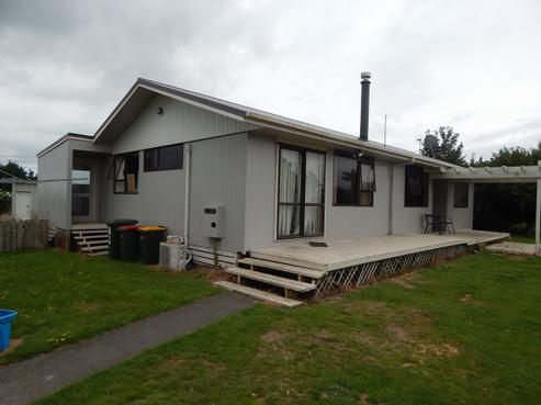8 Railway Street, Eltham