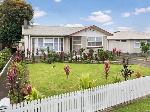 35 Lappington Road, Otara