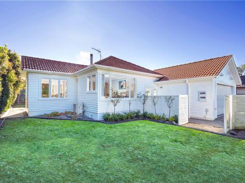 44 Norwood Road, Bayswater