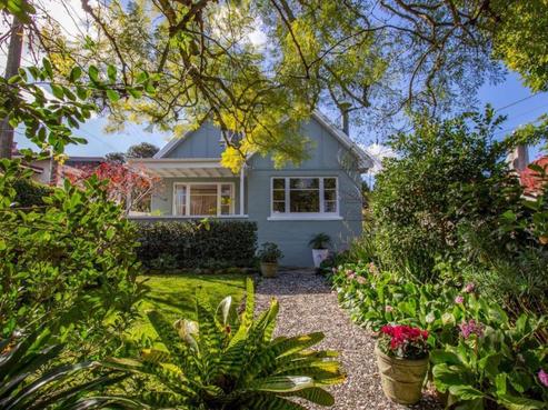 63 Riverside Drive, Riverside