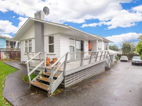 14 Wessex Street, Tikipunga