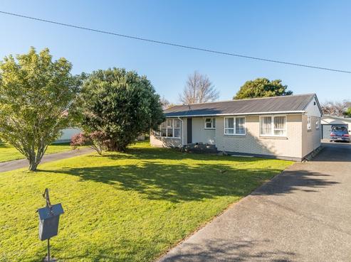6 Attlee Place, Feilding