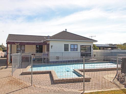 16 Tripoli Street, Onekawa