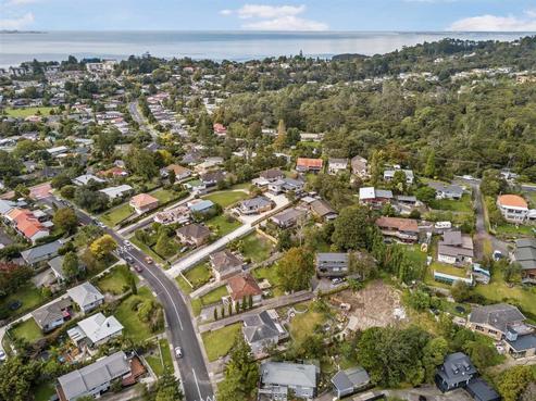 30 Dolbear Street, Titirangi