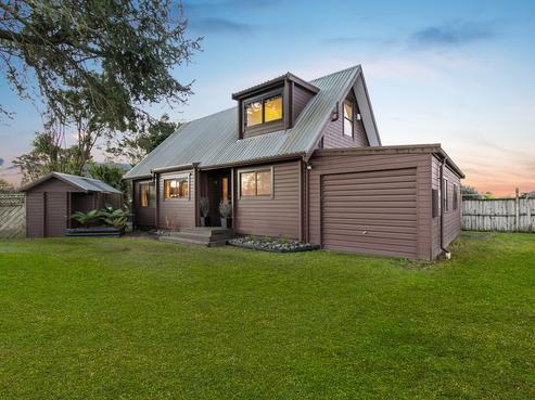 207 Carnoustie Drive, Wattle Downs