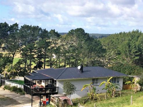 3944 Pouto Road, Pouto