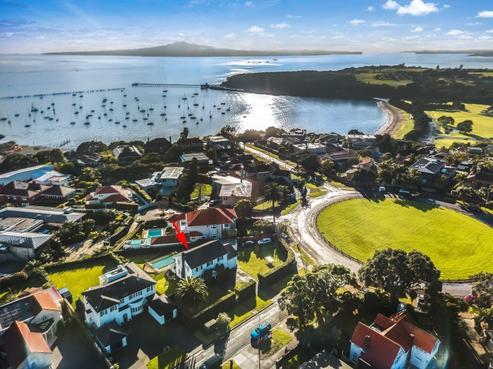 12 Fenton Circus, Orakei