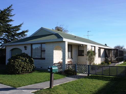 74 Chaucer Street, Milton