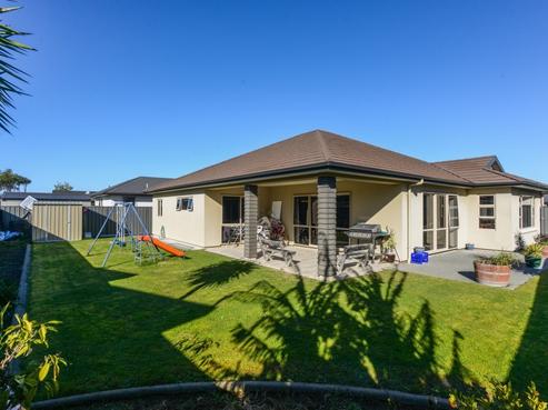 6 Akaroa Road, Poraiti