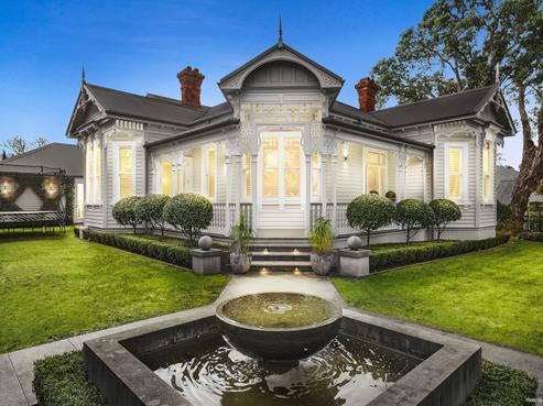 38 Stanley Point Road, Stanley Point