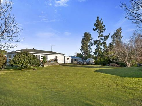2/111 Arthur Crescent, Hilltop