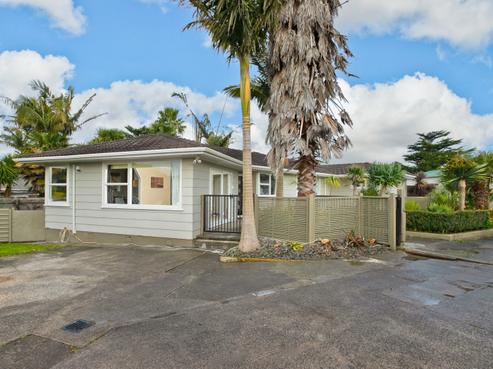 9 Prior Place, Glendene
