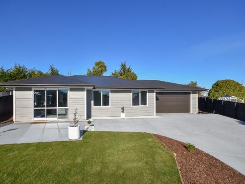 33A Friendship Drive, Waldronville