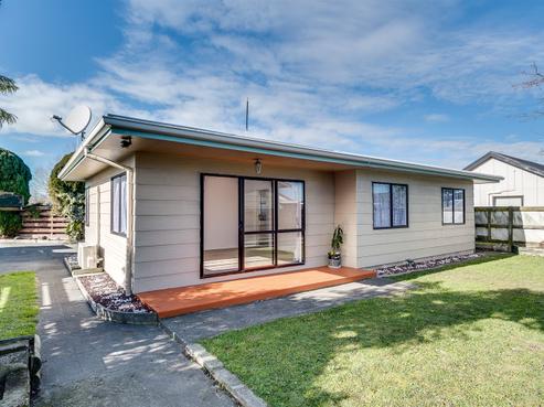 2/201 Avondale Road, Greenmeadows