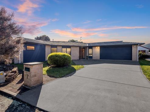 7 Cabernet Close, Paraparaumu