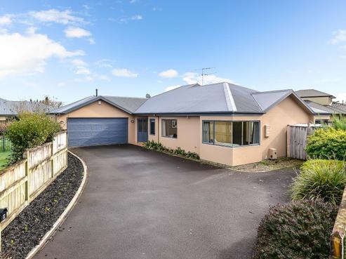 9 Guildford Place, Rototuna North