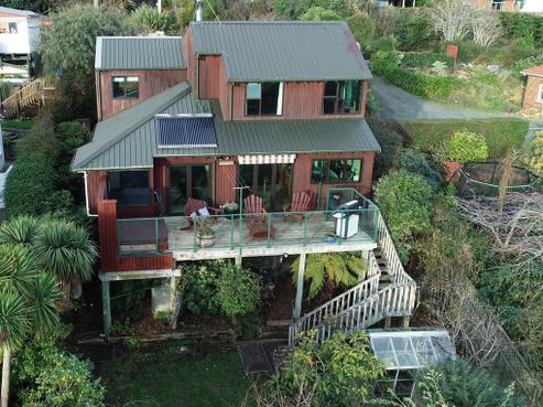 15 Mclelland Street, Macandrew Bay