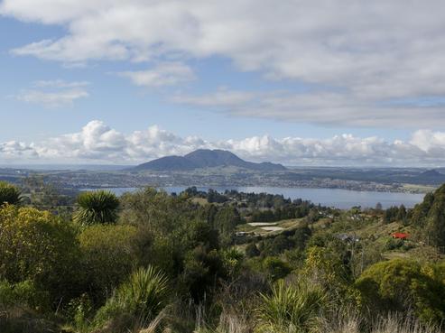 131 Highland Drive, Acacia Bay