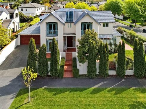 21 Chateau Drive, Burnside