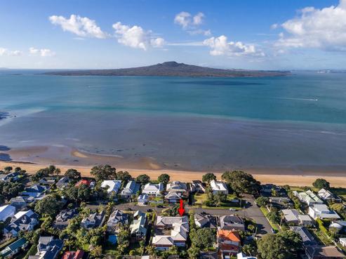 2/1 Rata Road, Devonport