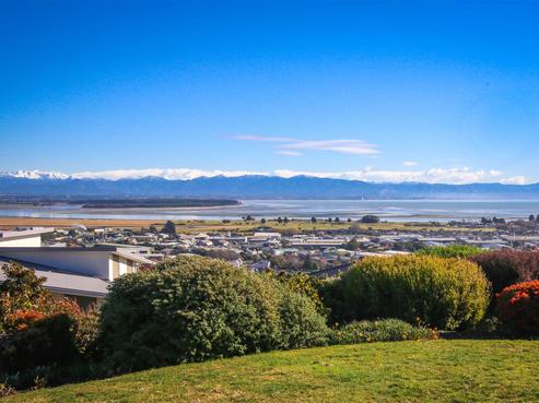 6 Pinnacle Place, Wakatu