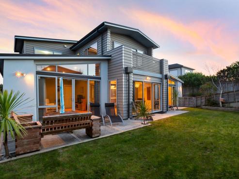 61 Nelson Avenue, Aotea