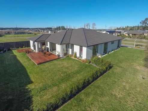 68 Tutaipatu Avenue, Pegasus
