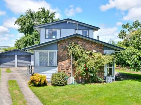 95 Collins Road, Melville
