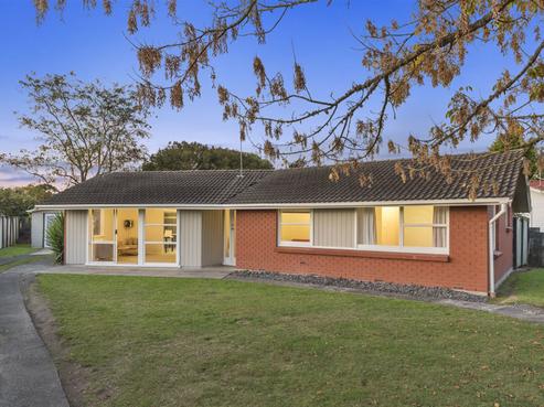 212 Sandwich Road, Saint Andrews