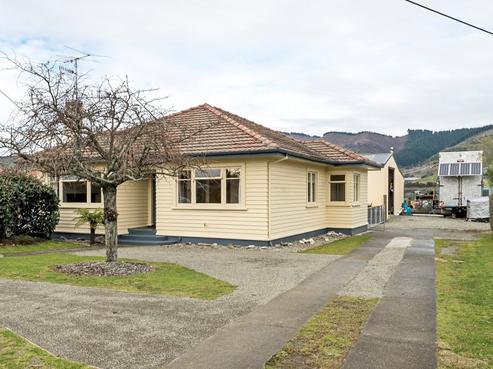 251 Main Road Hope, Hope