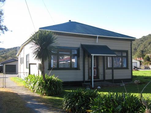 40 Macdougall Avenue, Dunollie