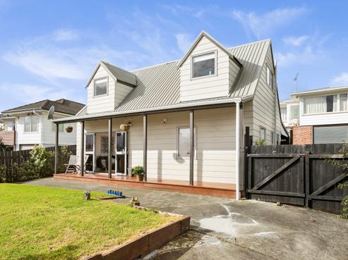 1/212 Moore Street, Howick