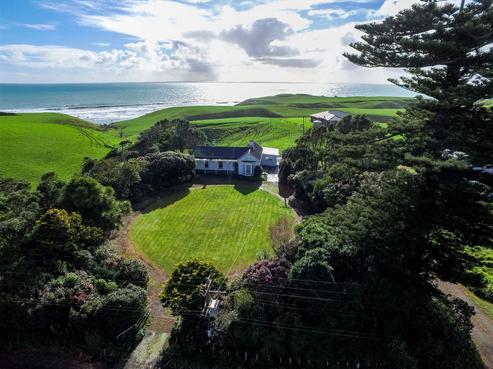 976 South Road, Omata