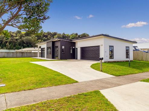 323 Cook Drive, Whitianga