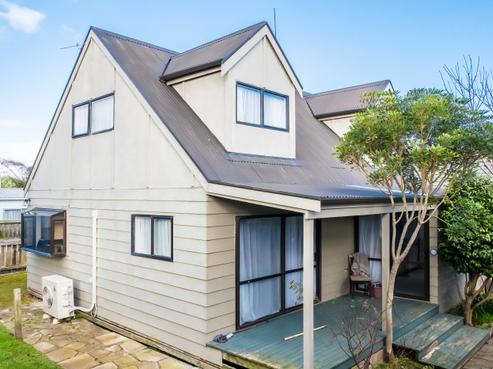 70 Fox Road, Springvale