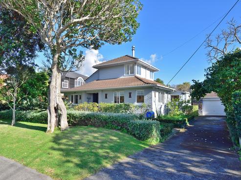 8 Muritai Road, Milford